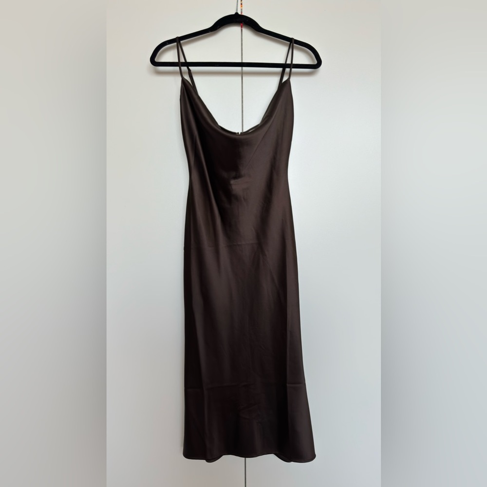 MESHKI Chocolate covered slip dress 🤎🤎